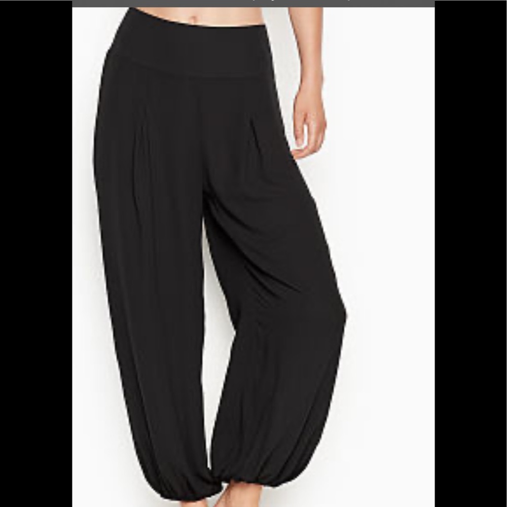 Victoria’s Secret Front-Pleat Breezy Pant Blk NWOT